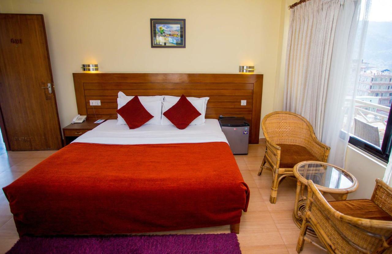 Hotel Tara Pokhara Exterior foto