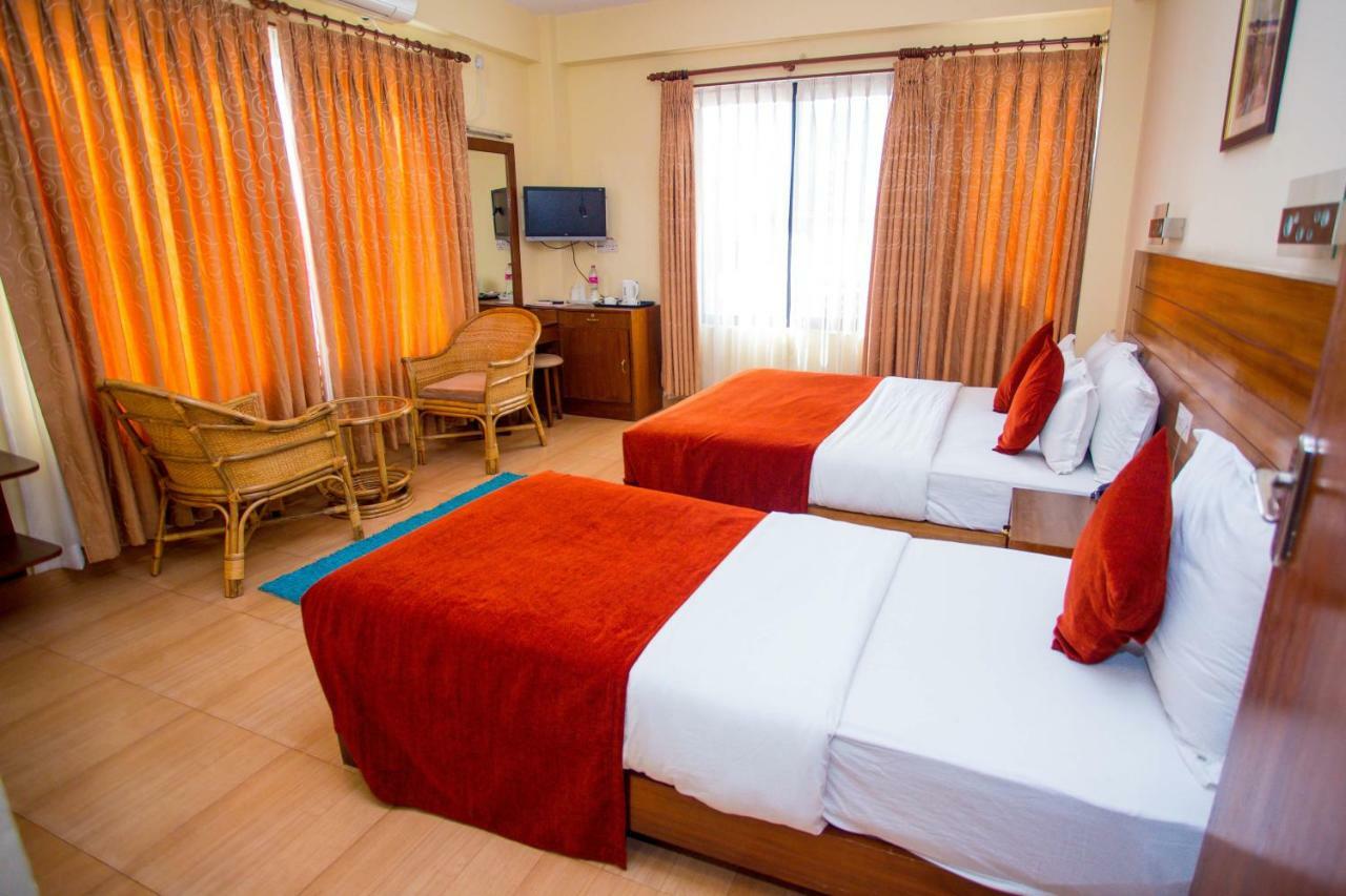 Hotel Tara Pokhara Exterior foto