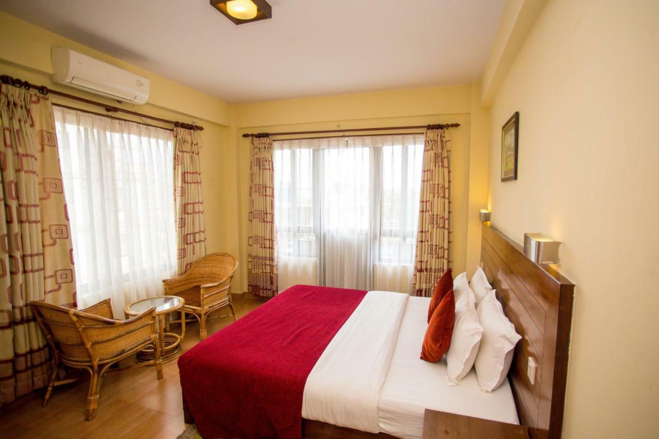 Hotel Tara Pokhara Exterior foto